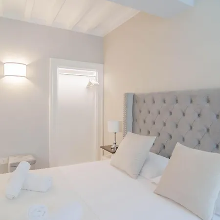 Garibaldi Apartment