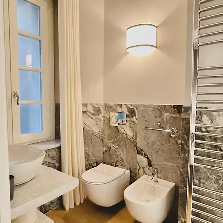 Garibaldi Apartment